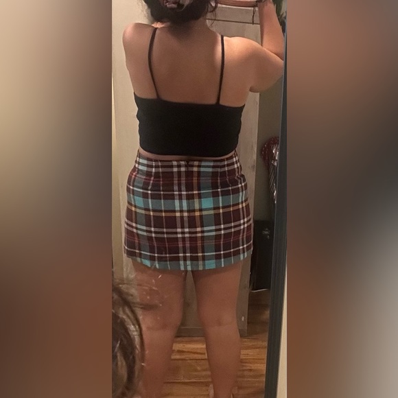 Urban Outfitters Plaid Mini Skirt - Picture 5 of 7